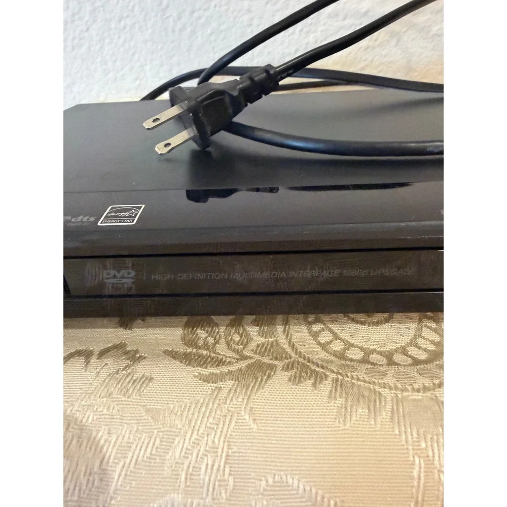 Sony DVP-SR510H DVD Player HDMI 1080p Precision Cinema Progressive Black